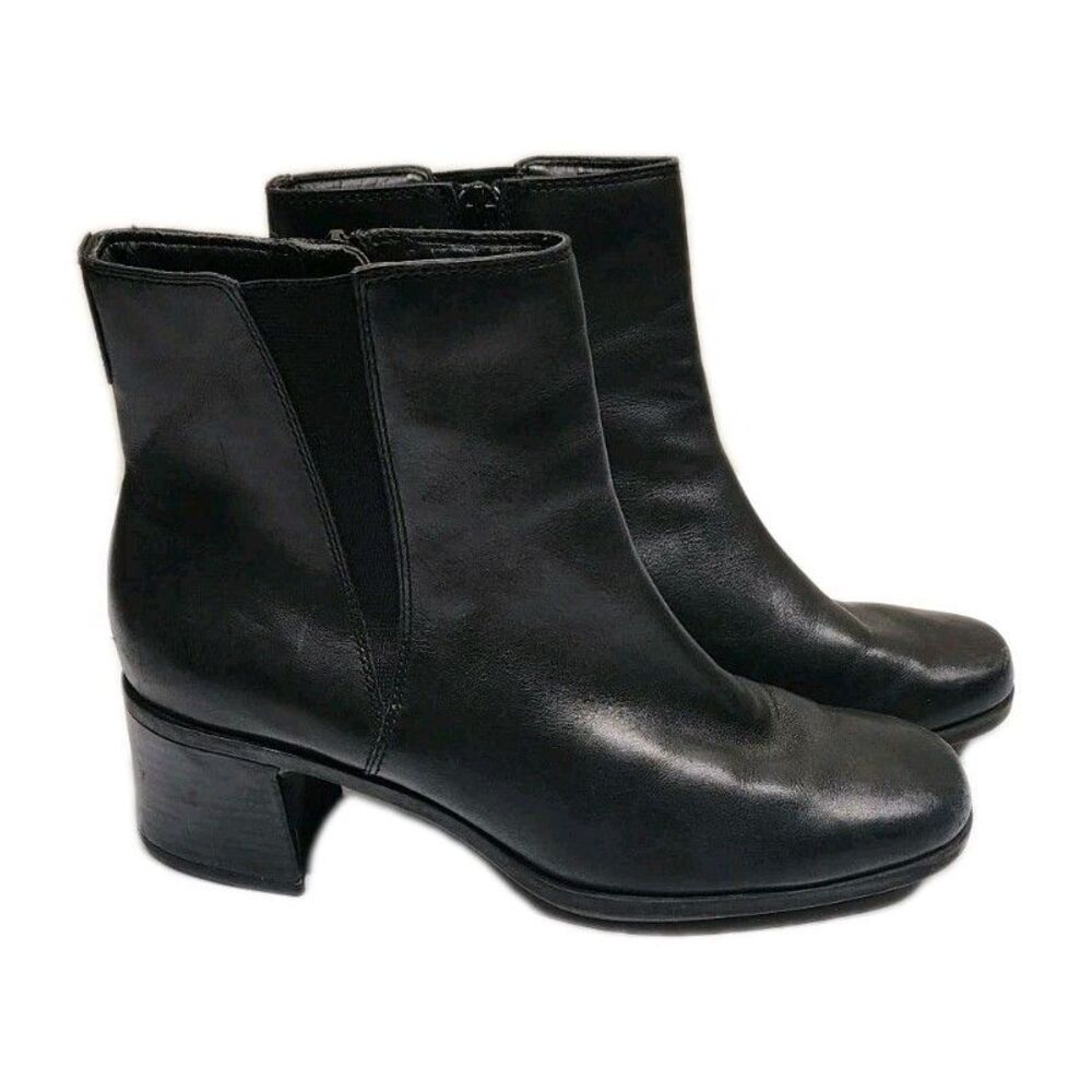 Clarks Shoes Womens Size 8 Black Leather Ankle Boots Comfort Zip Side 70680